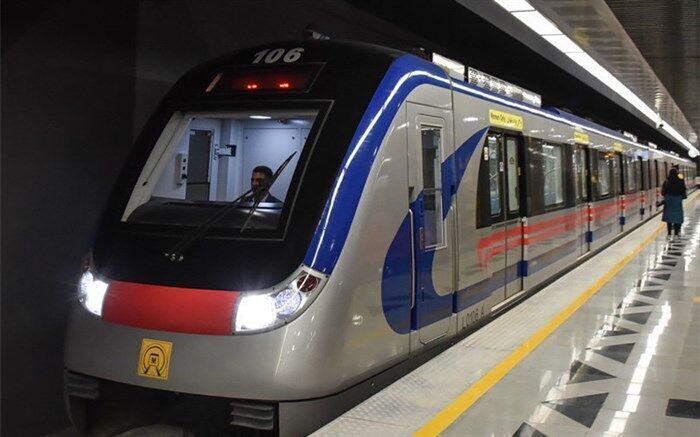 انتقال واگن مترو از تهران به قم!