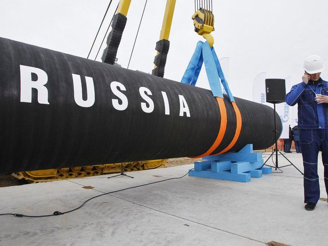 وزیر انرژی روسیه: سیاسی کاری، بازار گاز را به خطر می اندازد