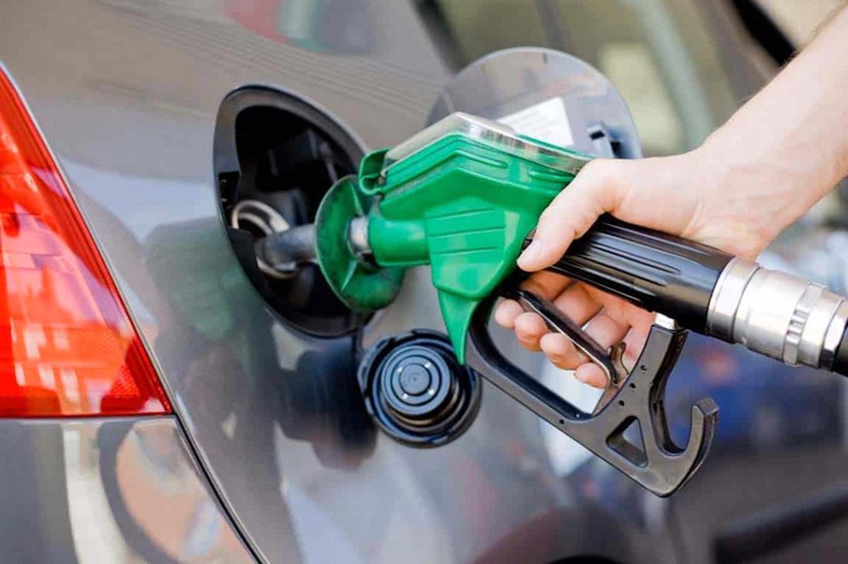 درباره تخصیص بنزین به اشخاص پیشنهادی به دولت داده نشده / سهمیه بنزین نوروز مشخص نیست 