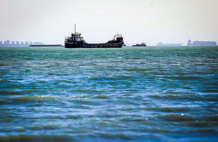 حمله قاچاقچیان دریایی به مرزبانان در خلیج فارس