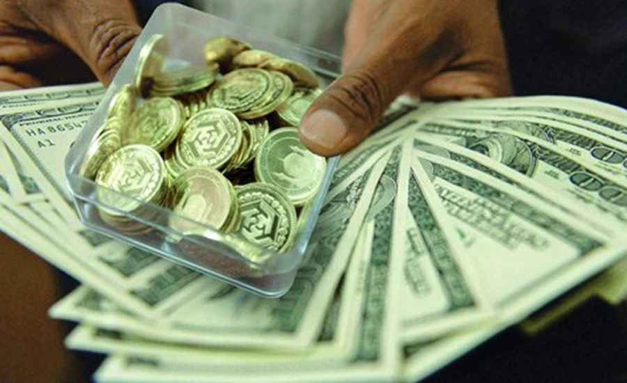 دلار بخریم یا طلا و سکه؟ | کدام برای سرمایه‌گذاری بهتر است؟