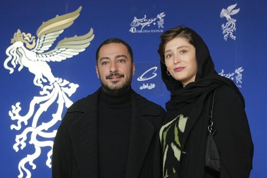 گریه فرشته حسینی هنگام دریافت جایزه + فیلم