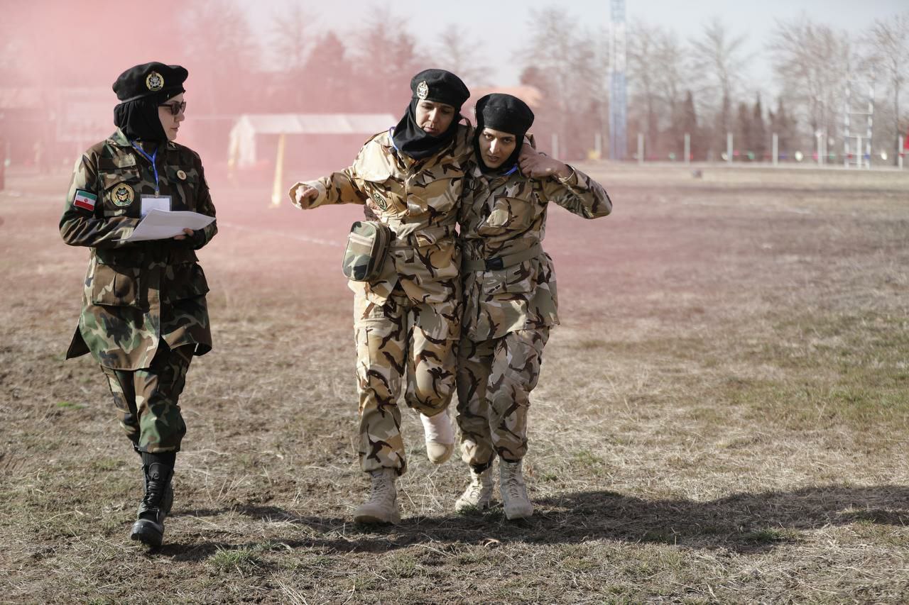 قاب های جنجالی از زنان در ارتش جمهوری اسلامی ایران + عکس