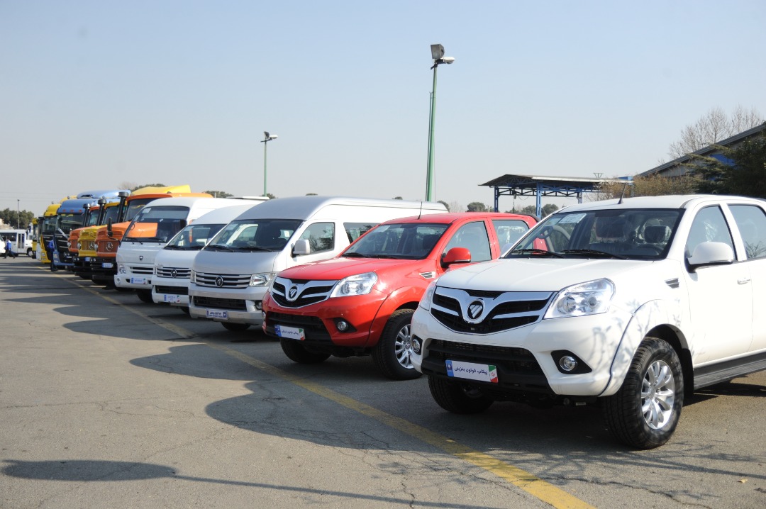 تاریخ پیش فروش انواع محصولات ایران خودرو دیزل اعلام شد