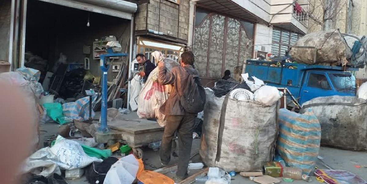 احتمال پذیرش معتادان متجاهر تهران در مراکز بهاران شهرداری از اواسط تیرماه/ تدابیر شهرداری برای کاهش زباله‌گردی کودکان