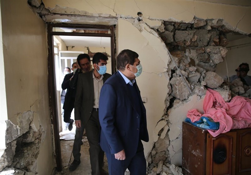 حضور سرزده مخبر در مناطق زلزله زده خوی