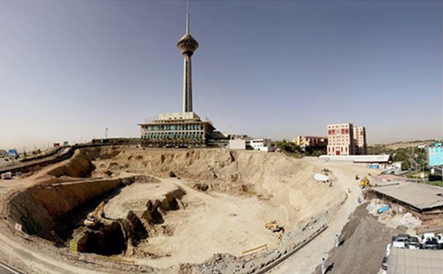 واکنش شهردار تهران به ایمنی گود مجاور مرکز همایش‌های برج میلاد/ ضرورت ساخت سازه جدید