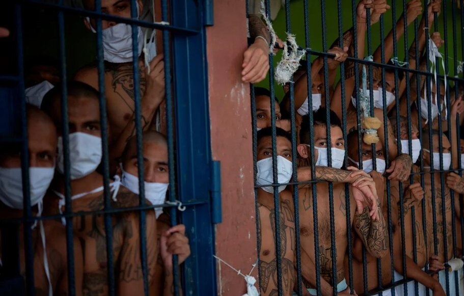 زندانیان تبهکار در قوطی کبریت! +عکس