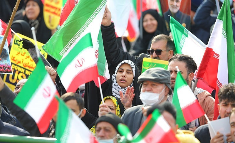 حضور باشکوه مردم سنندج، ایلام،‌ ساری،‌ کرج،‌ ارومیه و شهرکرد در راهپیمایی ۲۲ بهمن + فیلم