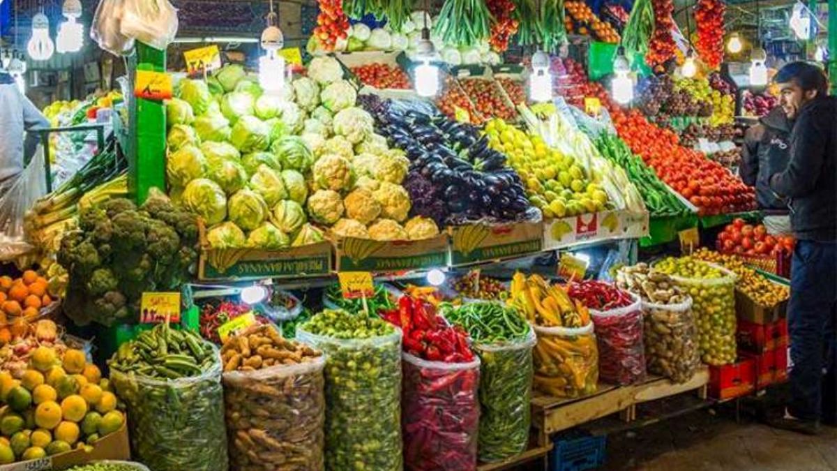 کاهش قیمت محصولات سبزی و صیفی در نیمه تابستان تا ۲۰ هزار تومان