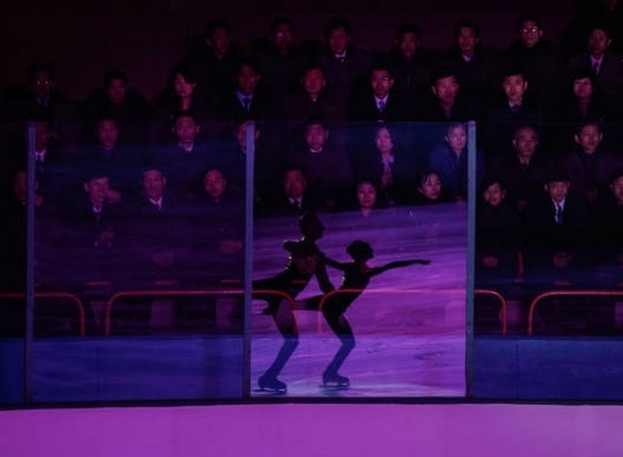 رقص روی یخ در تولد پدر کیم جونگ اون +تصاویر