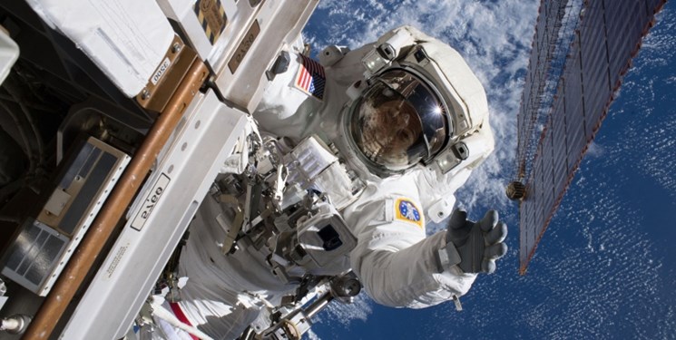 نخستین زن فضانورد به ماه می‌رود +عکس