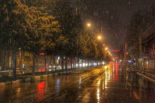 هم‌اکنون؛ بارش شدید باران در تهران + فیلم