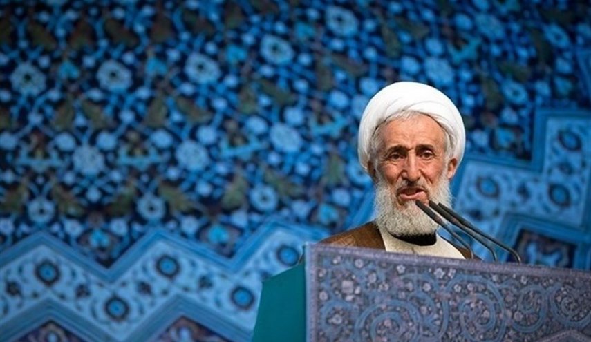 خطیب نماز جمعه تهران: خدا مردم ساکت را با ظالم جهنمی یک جا می سوزاند