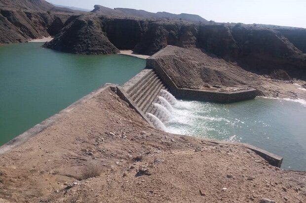 روحانی: نمی توانیم آب سد را برای خوزستان رها کنیم