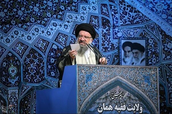 خطیب نماز جمعه تهران: هیچ کس با اعتراضات مخالف نیست