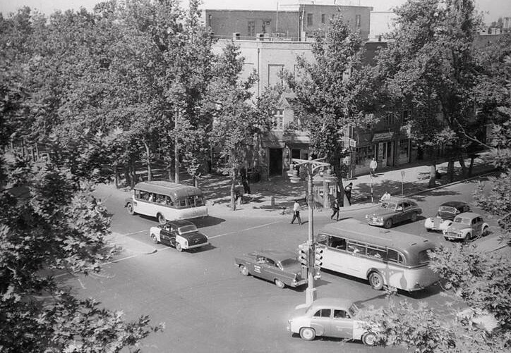 چهار راه ولیعصر تهران، 60 سال قبل! +عکس