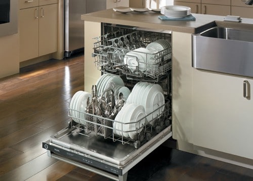 علت و راهکار رفع بوی بد ماشین ظرفشویی+ لیست قیمت انواع ماشین ظرفشویی