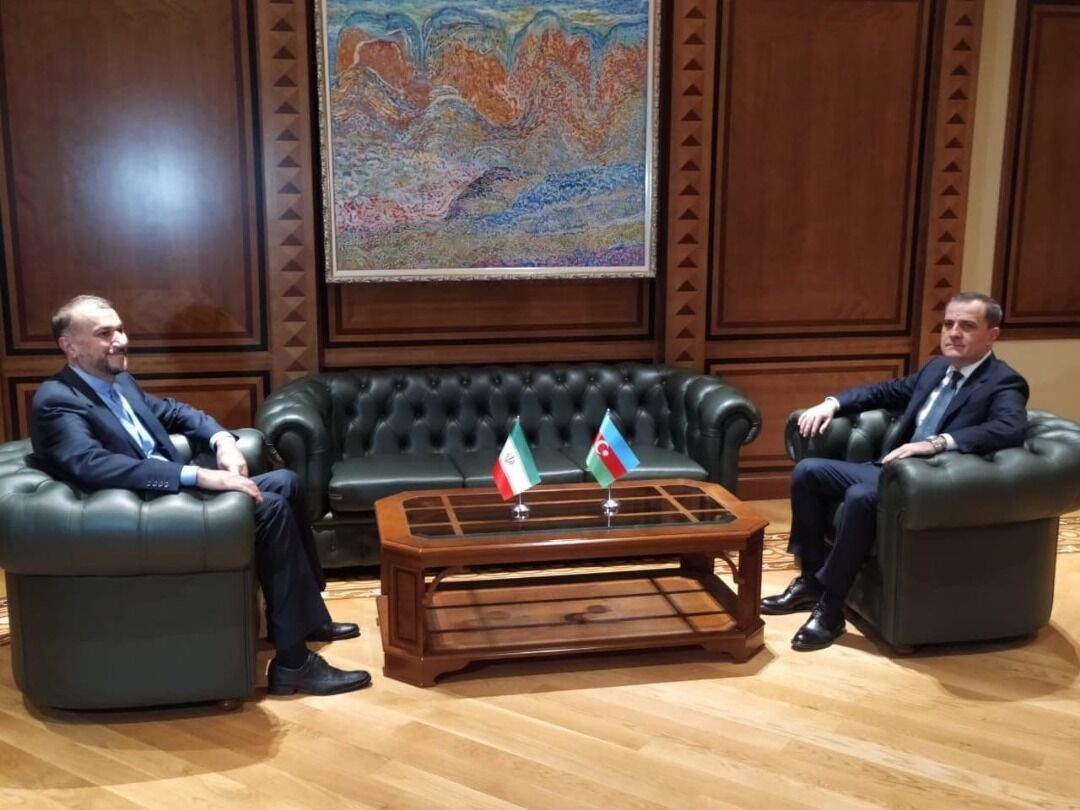 دیدار امیرعبداللهیان با وزیر امور خارجه جمهوری آذربایجان
