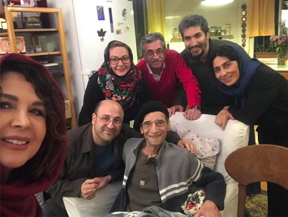 سلفی شهره سلطانی و دیگران با حسین محب‌اهری +عکس