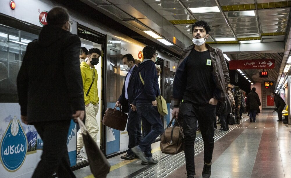 مترو تهران به اوج شلوغی می رسد
