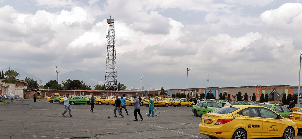 تأثیر اقتصادی کرونا بر رانندگان تاکسی فرودگاه +تصاویر