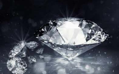  لحظه سرقت یک الماس میلیاردی از داخل یک خودرو + فیلم
