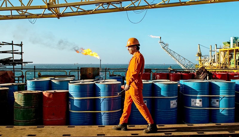 برنامه ریزی برای افزایش صادرات نفت