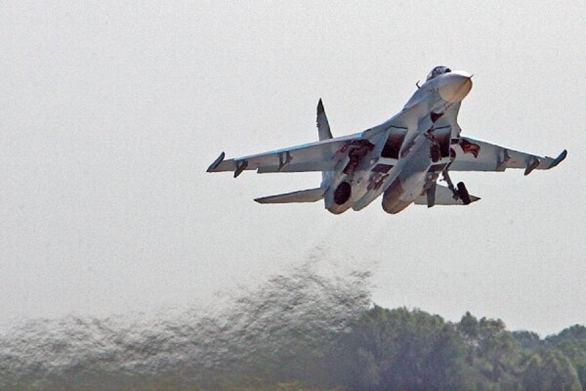 جنگنده روسی هواپیمای شناسایی آمریکا را رهگیری کرد