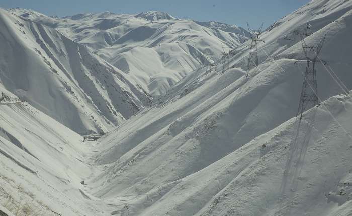 اولین تصاویر از کوهنوردان یخ بسته تهران!