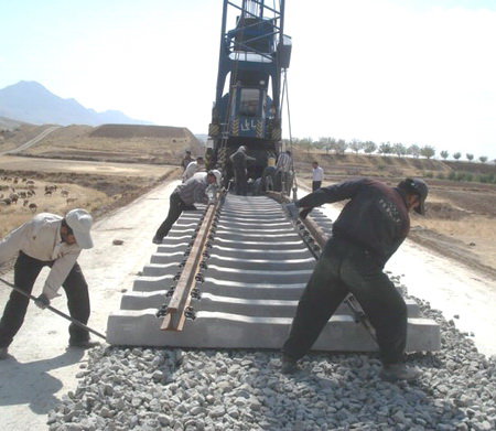 احداث راه آهن رشت - آستارا در سال ۹۶ آغاز می شود