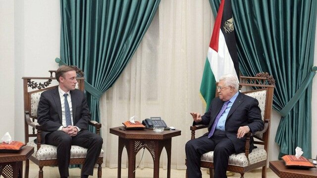 دیدار محمود عباس و مشاور امنیتی ملی آمریکا