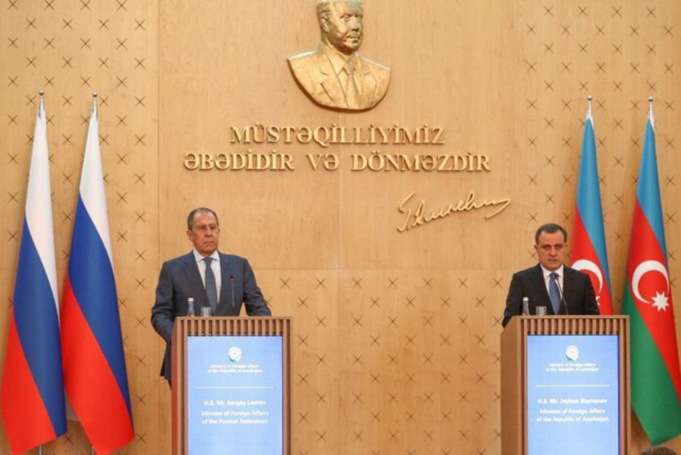 تاکید لاوروف بر حل دیپلماتیک تنش مرزی آذربایجان و ارمنستان