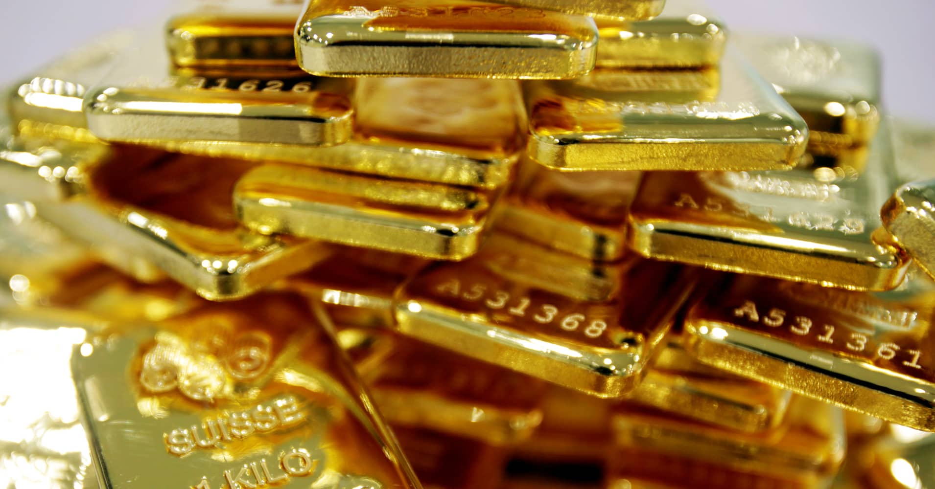 صعود قیمت طلا با کاهش ارزش جهانی دلار