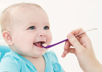 چرا دندان کودک پوسیده می‌شود؟